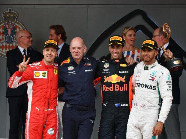 Titel-Bild zur News: Sebastian Vettel, Adrian Newey, Daniel Ricciardo, Lewis Hamilton
