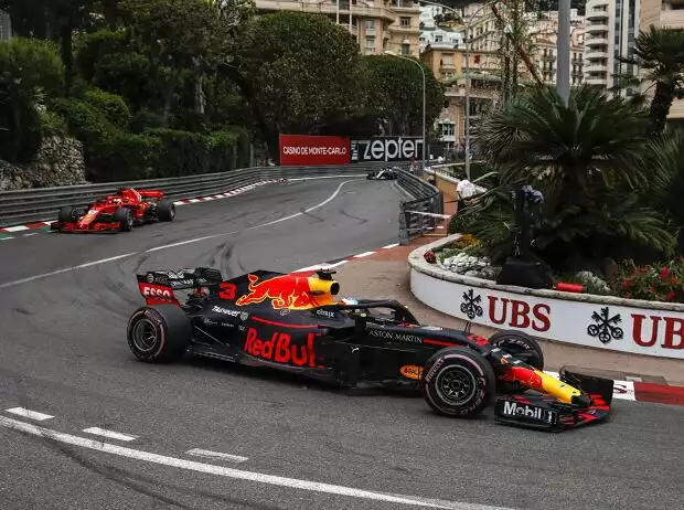 Daniel Ricciardo, Sebastian Vettel Titel-Bild zur News: Daniel Ricciardo, Sebastian Vettel