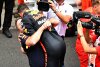Bild zum Inhalt: Am seidenen Faden: So hat Horner Ricciardos Sieg gerettet