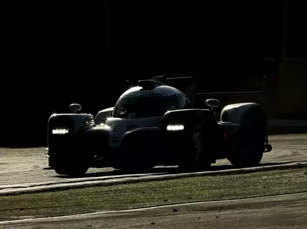 Kazuki Nakajima, Fernando Alonso Titel-Bild zur News: Kazuki Nakajima, Fernando Alonso