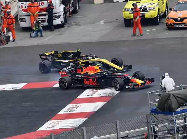 Titel-Bild zur News: Carlos Sainz, Max Verstappen