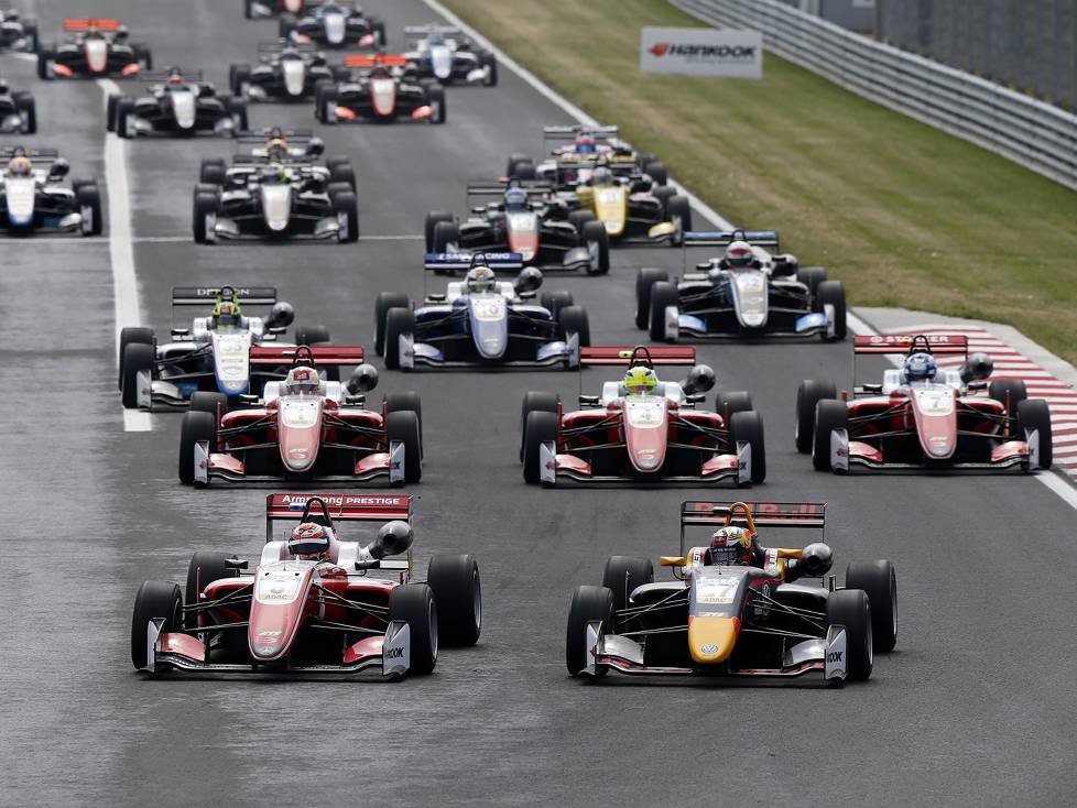 Marcus Armstrong, Daniel Ticktum, Guanyu Zhou, Mick Schumacher, Ralf Aron