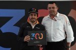 Fernando Alonso (McLaren) und Eric Boullier 