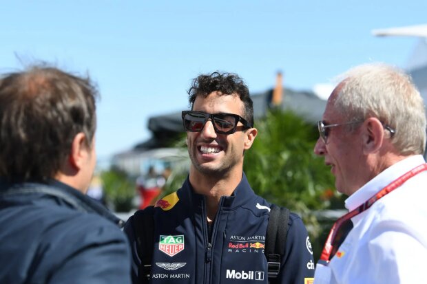 Daniel Ricciardo Helmut Marko Red Bull Aston Martin Red Bull Racing F1 ~Daniel Ricciardo (Red Bull) und Helmut Marko ~ 