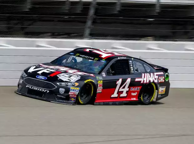 Clint Bowyer Titel-Bild zur News: Clint Bowyer