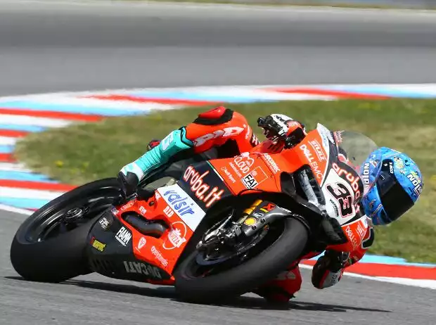 Marco Melandri Titel-Bild zur News: Marco Melandri