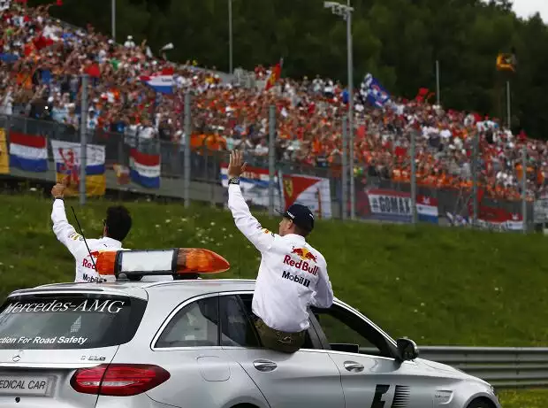 Max Verstappen, Daniel Ricciardo Titel-Bild zur News: Max Verstappen, Daniel Ricciardo