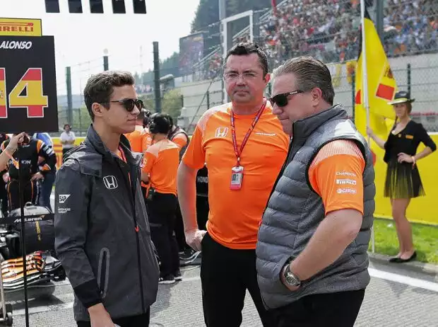 Titel-Bild zur News: Eric Boullier, Zak Brown, Lando Norris