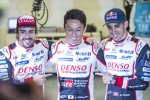 Kazuki Nakajima (Toyota) und Fernando Alonso (Toyota) 