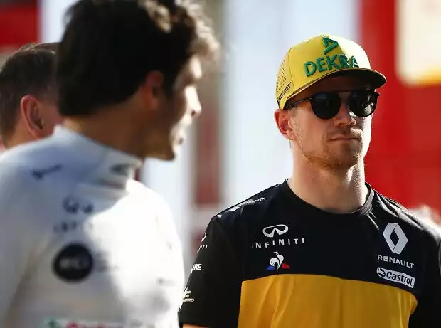 Carlos Sainz, Nico Hülkenberg Titel-Bild zur News: Carlos Sainz, Nico Hülkenberg
