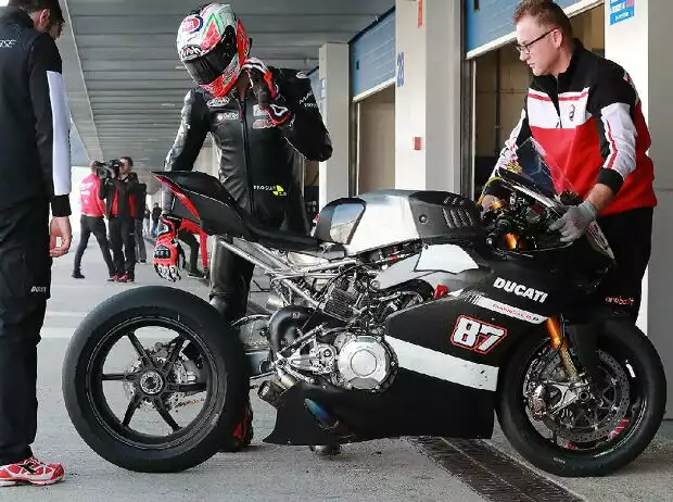 Ducati Panigale V4 Titel-Bild zur News: Ducati Panigale V4