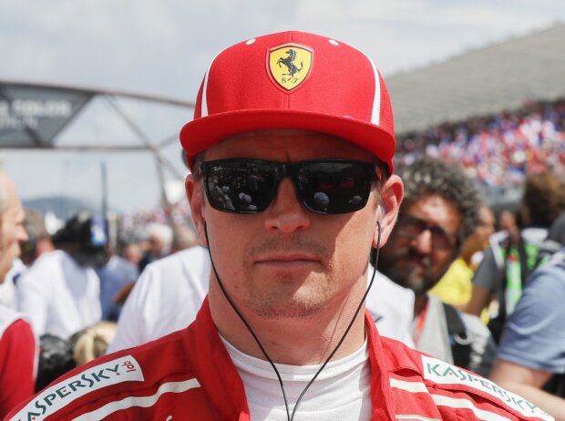 Titel-Bild zur News: Charles Leclerc, Kimi Räikkönen