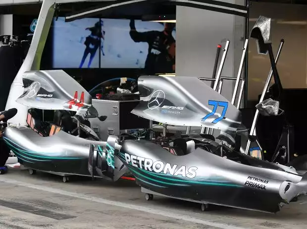 Mercedes, Technik, Seitenkasten Titel-Bild zur News: Mercedes, Technik, Seitenkasten