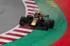 Bild zum Inhalt: Randsteinopfer: Auch Verstappen mit Unterbodenschaden