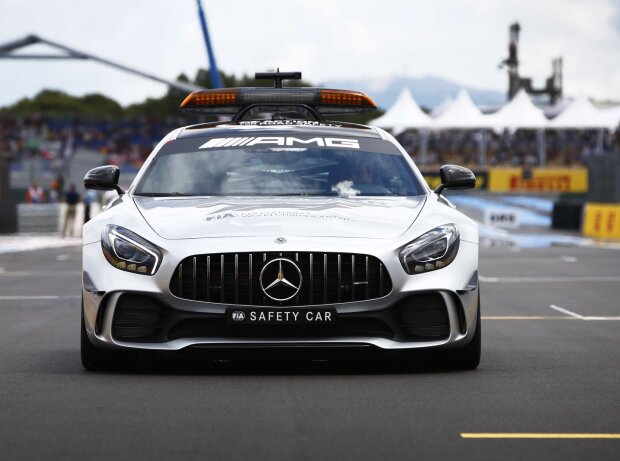 Titel-Bild zur News: Safety-Car der Formel 1 2018