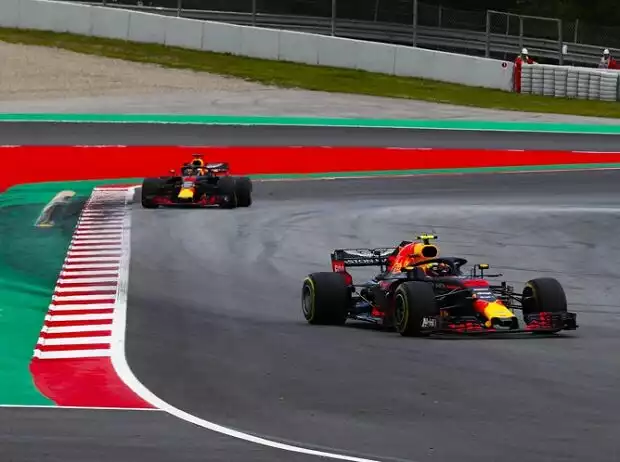 Max Verstappen, Daniel Ricciardo Titel-Bild zur News: Max Verstappen, Daniel Ricciardo