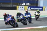 Maverick Vinales vor Valentino Rossi 