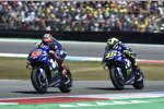 Maverick Vinales vor Valentino Rossi 