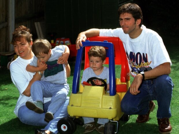 Damon Hill, Georgie Hill