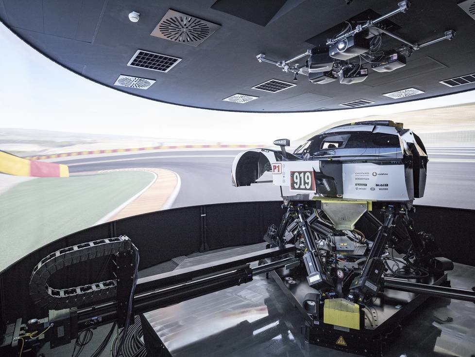 Porsche 919 Simulator