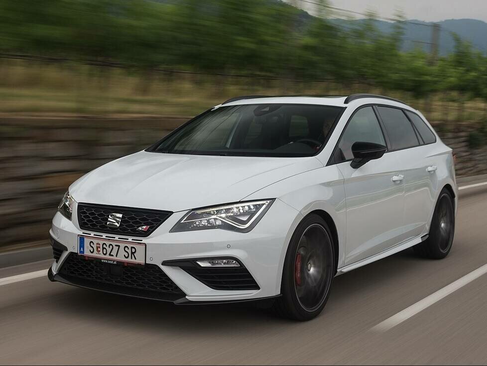 Seat Leon ST Cupra 300 Carbon Edition