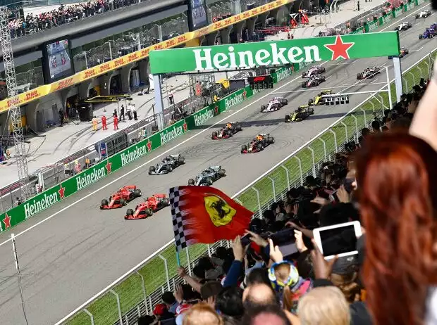 Sebastian Vettel, Kimi Räikkönen Titel-Bild zur News: Sebastian Vettel, Kimi Räikkönen