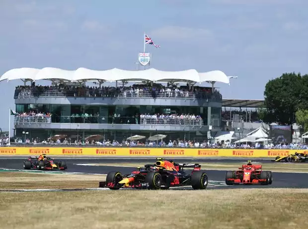 Max Verstappen Titel-Bild zur News: Max Verstappen