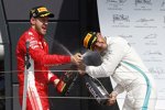 Sebastian Vettel (Ferrari) und Lewis Hamilton (Mercedes) 