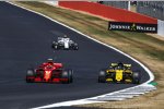 Kimi Räikkönen (Ferrari) und Nico Hülkenberg (Renault) 