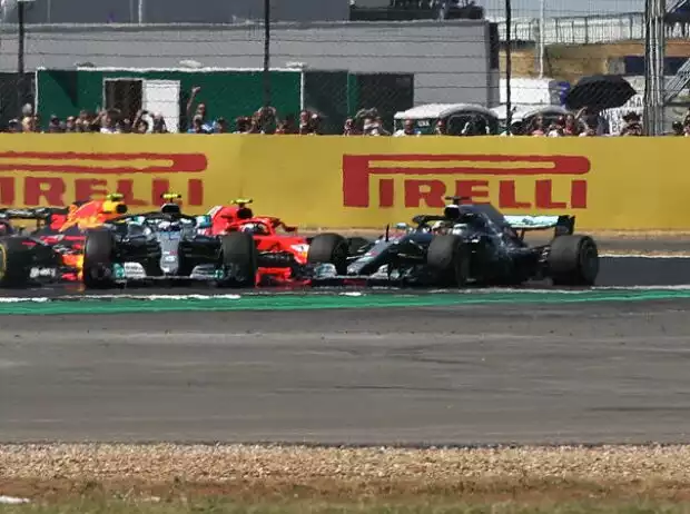 Sebastian Vettel, Kimi Räikkönen, Lewis Hamilton Titel-Bild zur News: Sebastian Vettel, Kimi Räikkönen, Lewis Hamilton