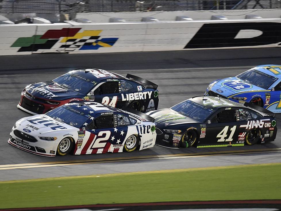 Brad Keselowski, William Byron, Kurt Busch, Ricky Stenhouse