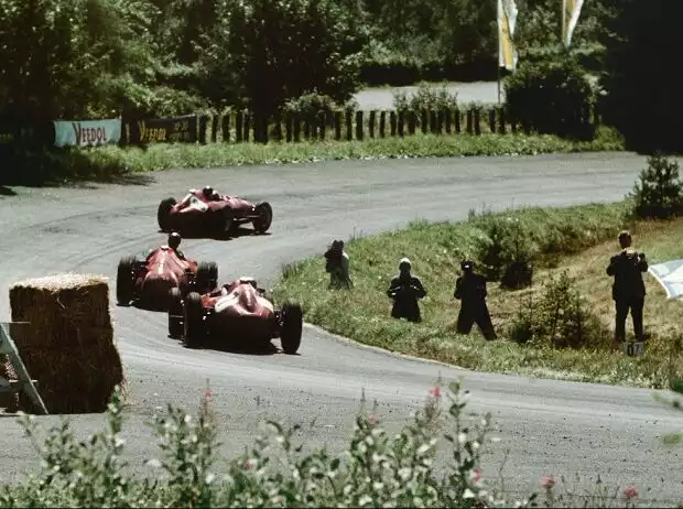 Titel-Bild zur News: Juan Manuel Fangio, Mike Hawthorn, Peter Collins