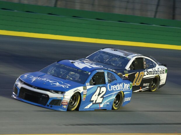 Kyle Larson, Aric Almirola