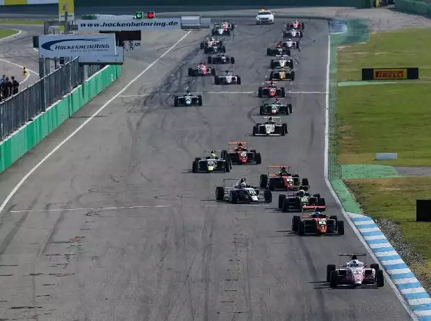 Formel 4 am Hockenheimring Titel-Bild zur News: Formel 4 am Hockenheimring