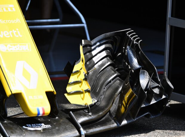 Titel-Bild zur News: Renault-Frontflügel