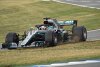 Bild zum Inhalt: FIA untersucht Fahrt über Grünstreifen: Hamilton muss zittern