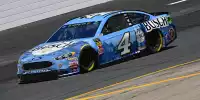 Bild zum Inhalt: NASCAR in Loudon: Harvick bezwingt Kyle Busch per Bump-and-Run