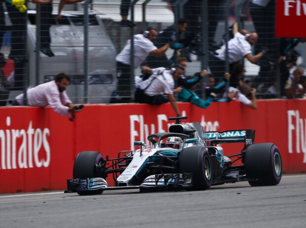 Lewis Hamilton Lewis Hamilton