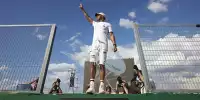 Bild zum Inhalt: Lewis Hamilton vor Ungarn selbstkritisch: "Bin nicht perfekt!"