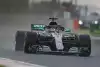 Bild zum Inhalt: Formel 1 Ungarn 2018: Lewis Hamilton schnappt im Regen zu!