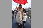 Kimi Räikkönens Frau Minttu mit Sohn Robin