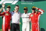 Sebastian Vettel (Ferrari), Lewis Hamilton (Mercedes) und Kimi Räikkönen (Ferrari) 