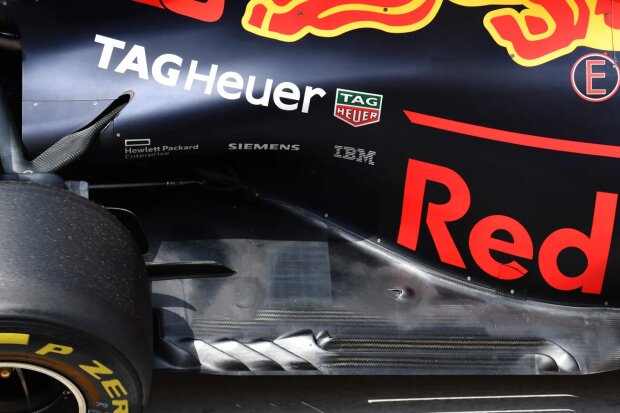 Red Bull Aston Martin Red Bull Racing F1 ~~ 