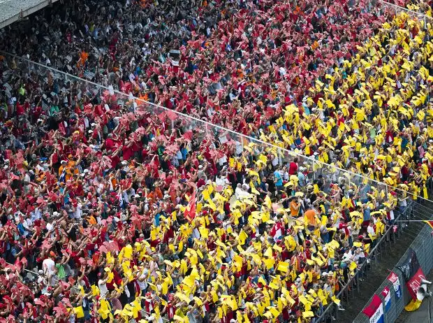 Formel-1-Fans in Hockenheim Titel-Bild zur News: Formel-1-Fans in Hockenheim