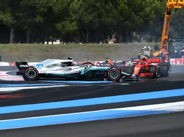 Sebastian Vettel, Valtteri Bottas Titel-Bild zur News: Sebastian Vettel, Valtteri Bottas
