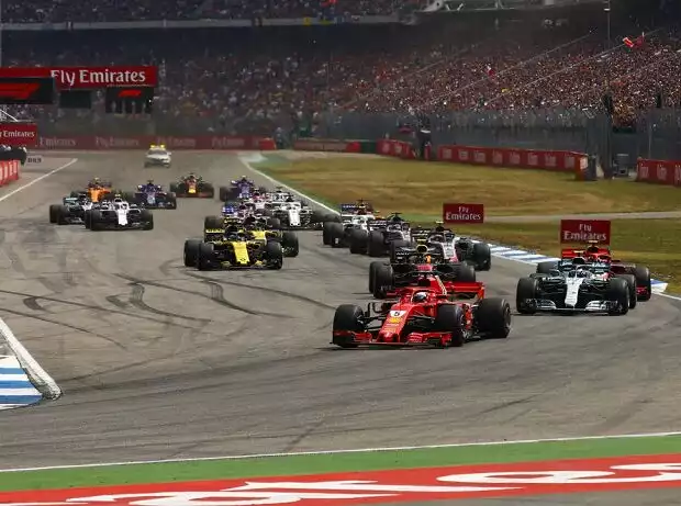 Sebastian Vettel, Valtteri Bottas, Kimi Räikkönen, Max Verstappen, Nico Hülkenberg Titel-Bild zur News: Sebastian Vettel, Valtteri Bottas, Kimi Räikkönen, Max Verstappen, Nico Hülkenberg