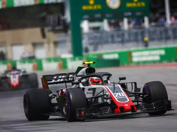 Kevin Magnussen, Romain Grosjean Titel-Bild zur News: Kevin Magnussen, Romain Grosjean