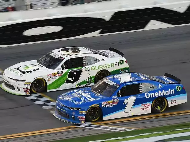 Alex Bowman, Elliott Sadler Titel-Bild zur News: Alex Bowman, Elliott Sadler