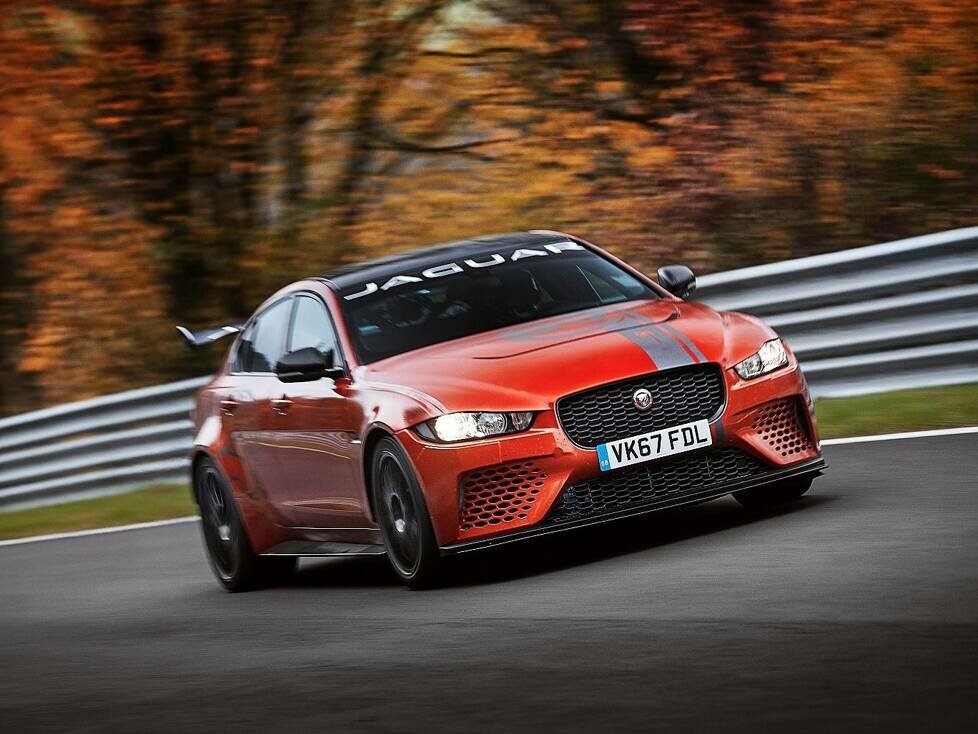Jaguar XE SV Project 8 auf der Nürburgring-Nordschleife