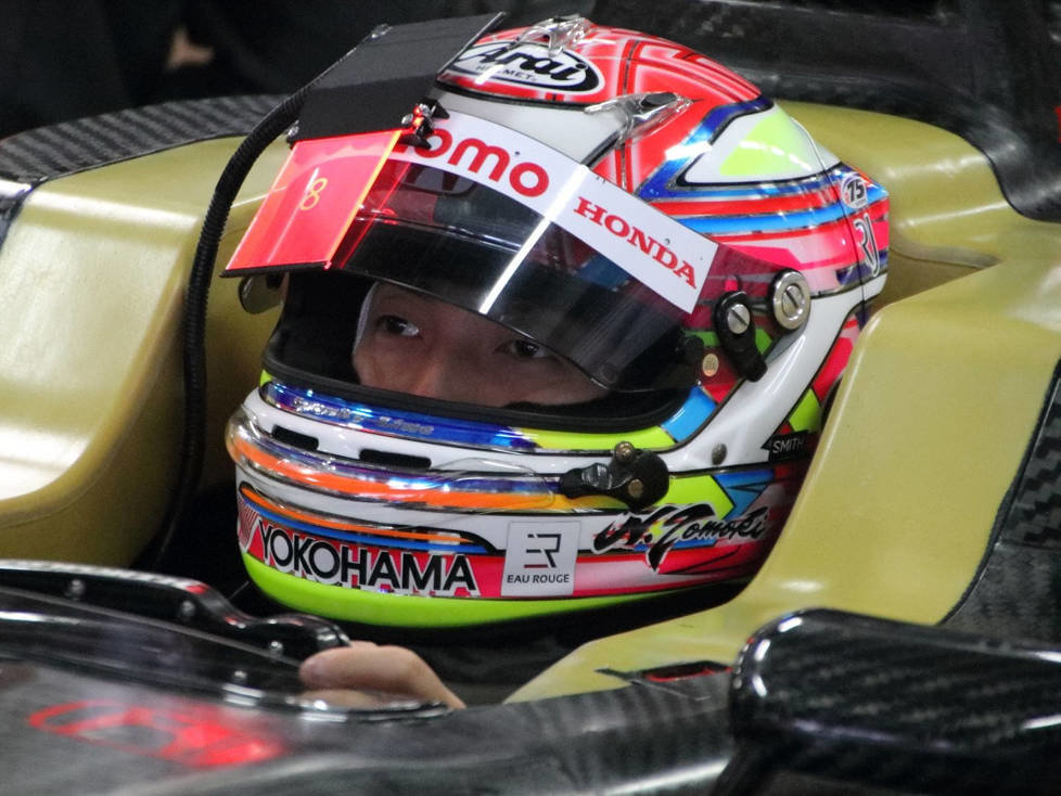 Tomoki Nojiri mit Heads-Up-Display im Helmvisier
